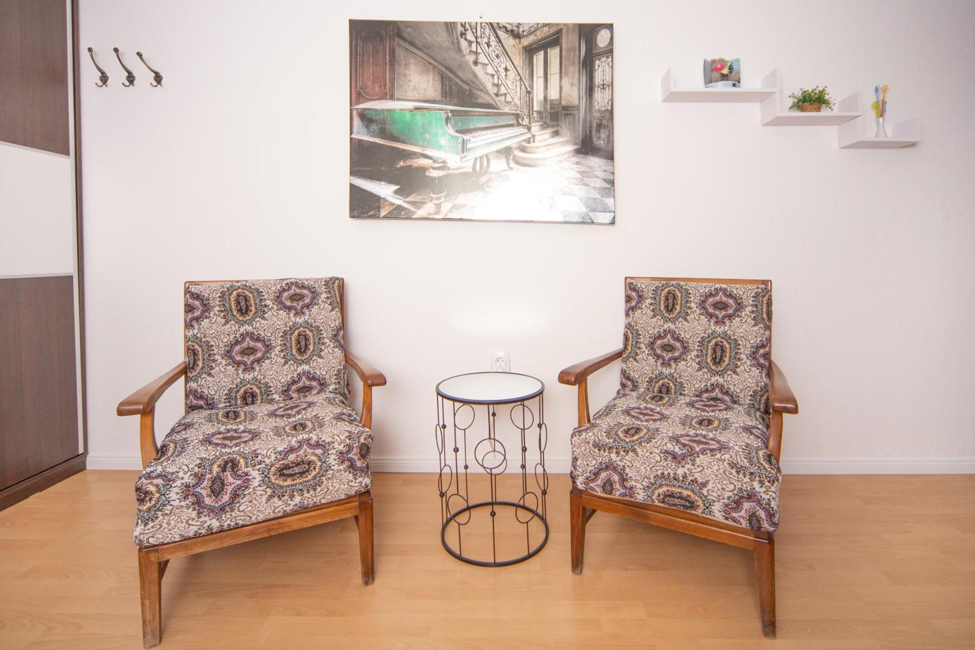 Stone Beach Apartments Pržno Екстериор снимка