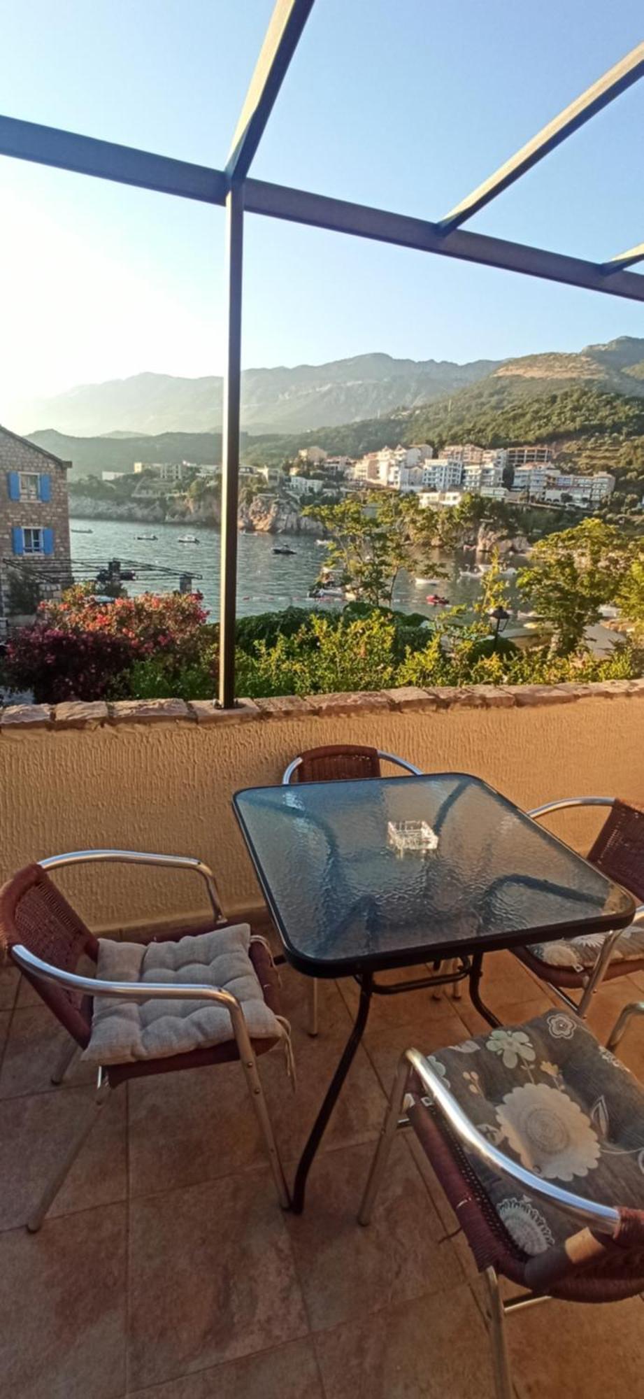 Stone Beach Apartments Pržno Екстериор снимка