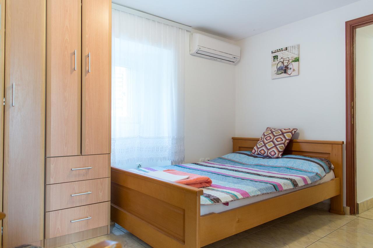 Stone Beach Apartments Pržno Екстериор снимка